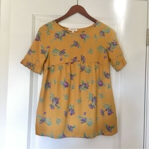 Hailey and Co flowy Top Mustard Yellow Purple Flowers Size S